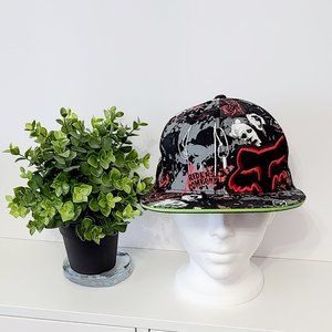 NWOT Fox Embossed Hat Size L to XL